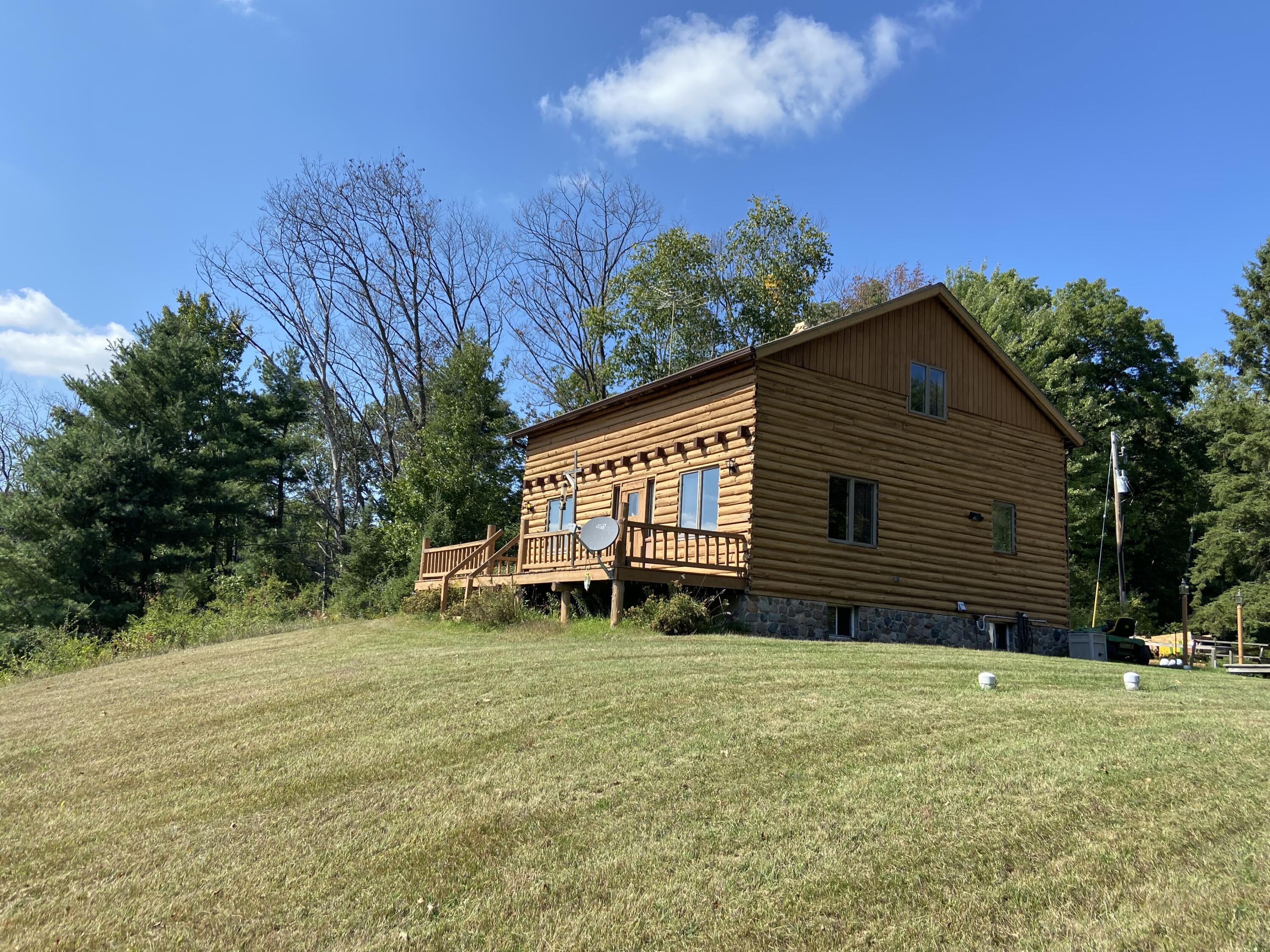 W8435 Bielak Road Wausaukee, WI 54177 - Photo 8 of 37 IMG_3699