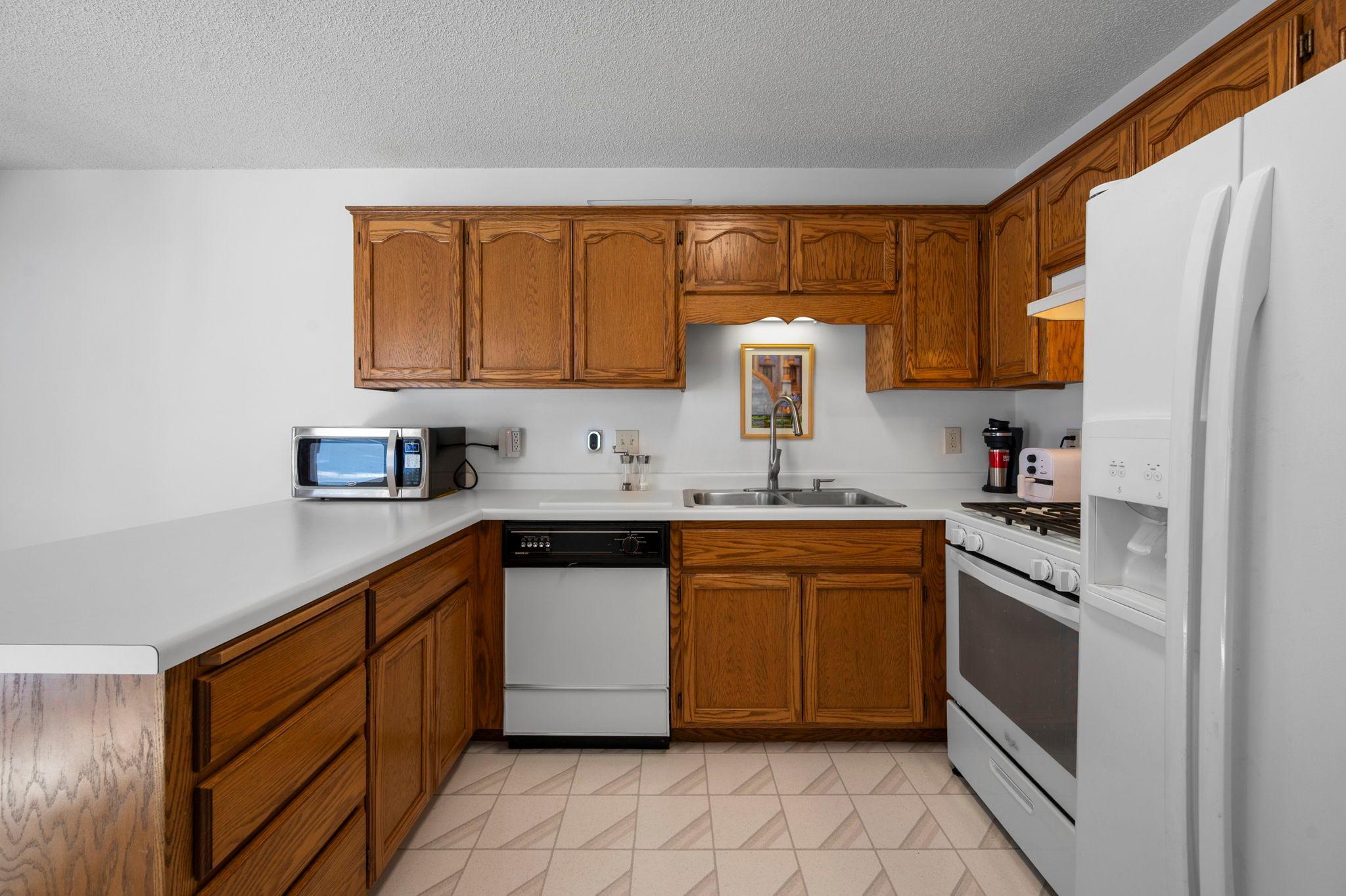 6724 Timber Crest Drive Maple Grove, MN 55311 - Photo 12 of 28