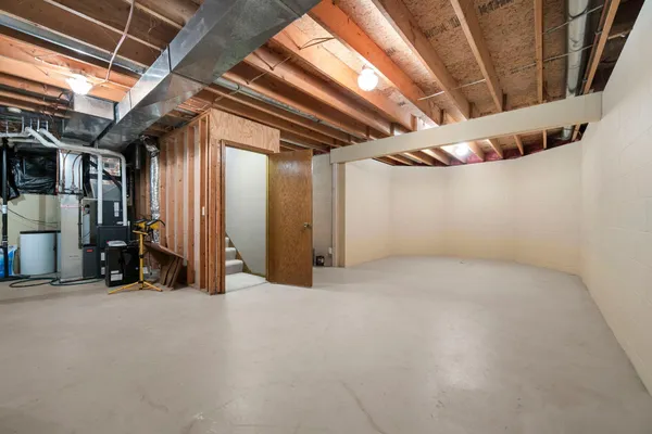 $399,900 | 6724 Timber Crest Drive, Maple Grove, MN 55311