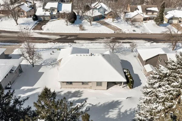 $399,900 | 6724 Timber Crest Drive, Maple Grove, MN 55311