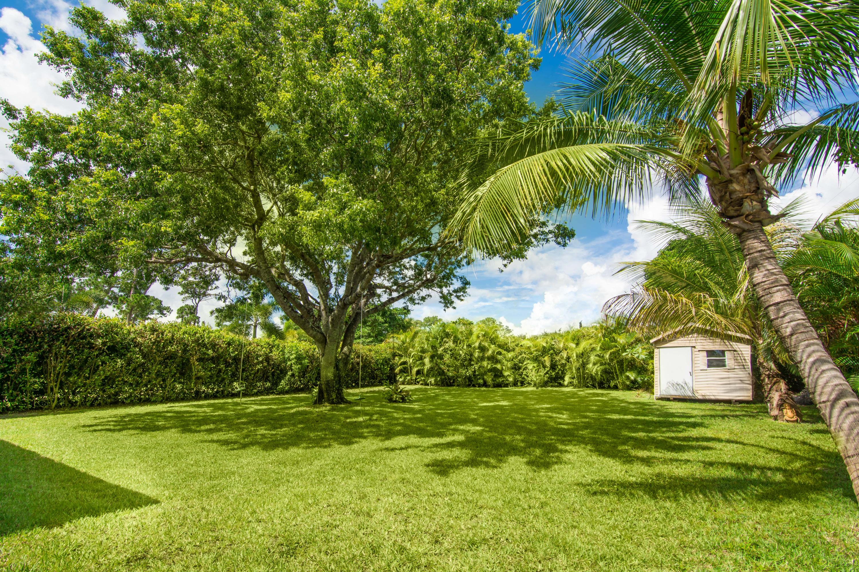 4870 Southeast Manatee Cove Road Stuart, FL 34997 - Photo 11 of 45 VIS_9646-Edit