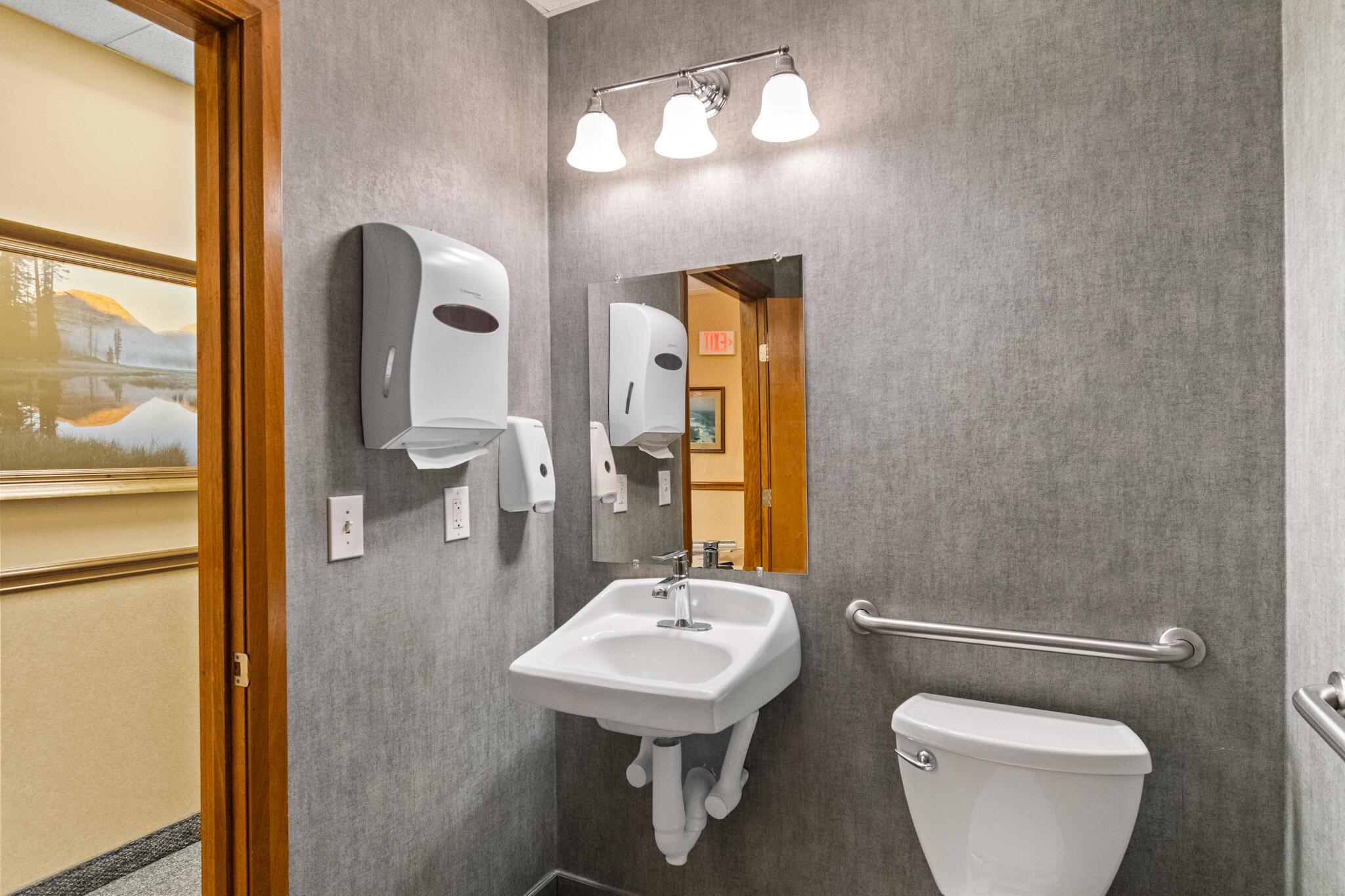 387 County Line Road West, Unit 115 Westerville, OH 43082 - Photo 19 of 37 20-print-387 County Line Rd 115-20