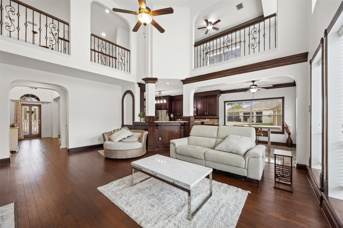 1126 Pinsonfork Drive Spring, TX 77379 - Photo 11 of 41