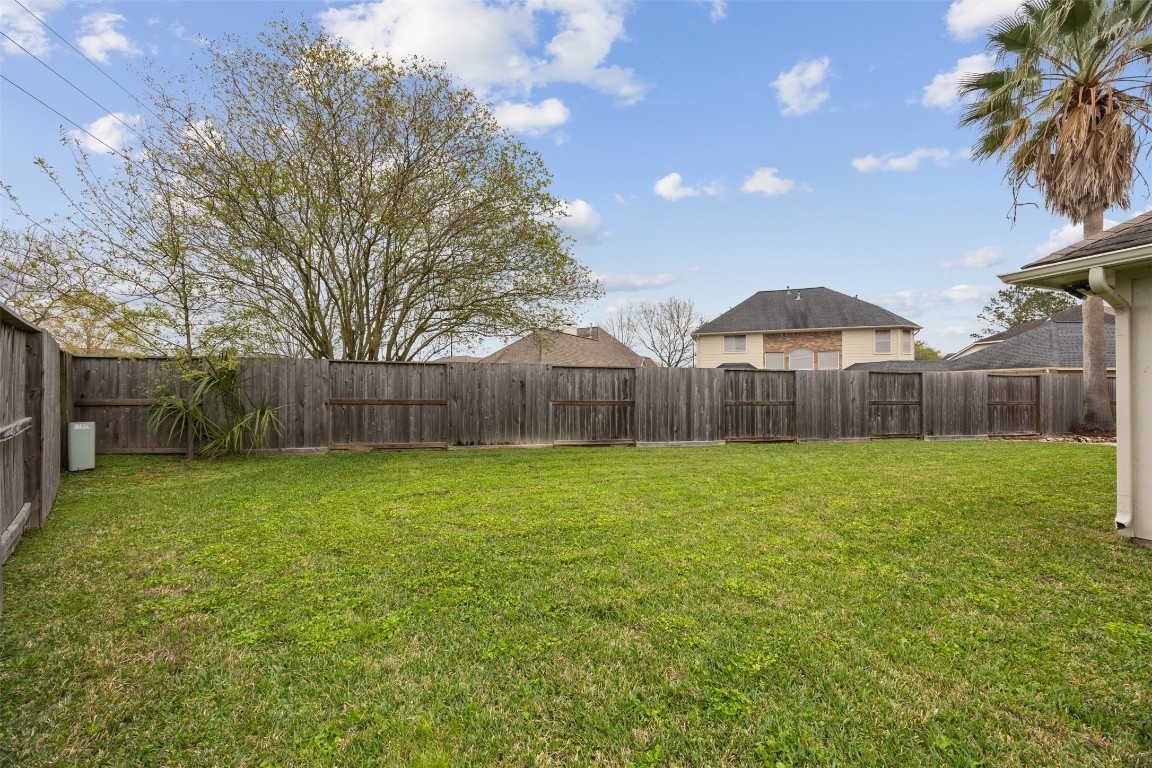 1126 Pinsonfork Drive Spring, TX 77379 - Photo 33 of 41