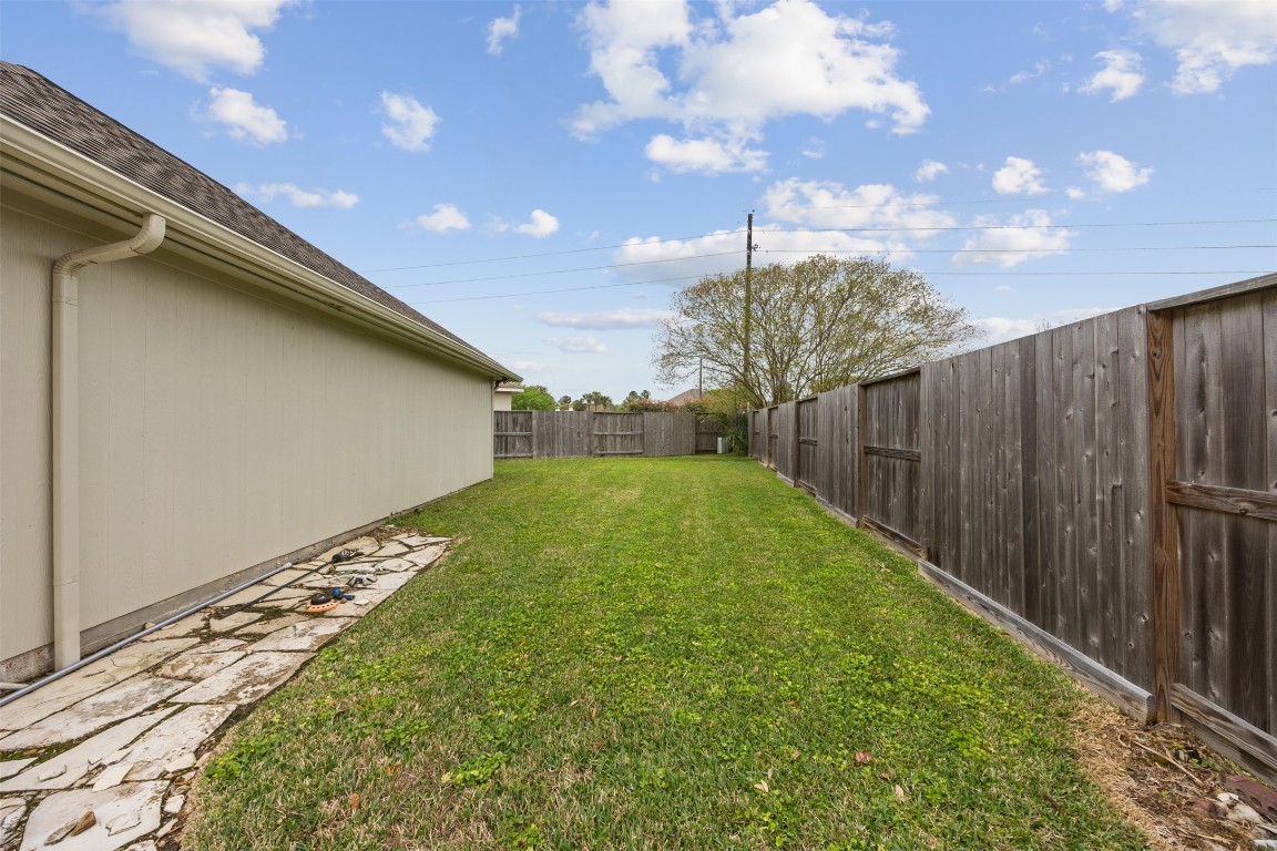 1126 Pinsonfork Drive Spring, TX 77379 - Photo 34 of 41