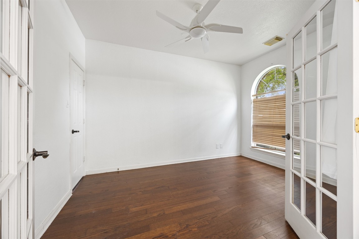 1126 Pinsonfork Drive Spring, TX 77379 - Photo 6 of 41