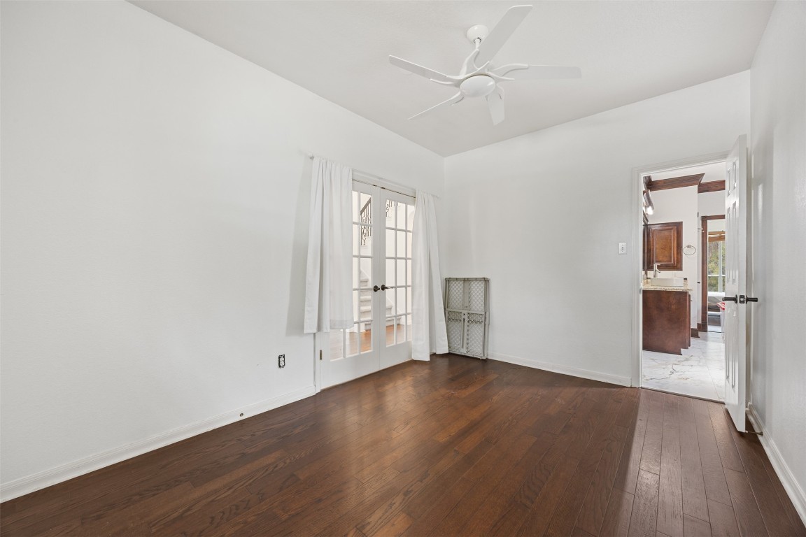 1126 Pinsonfork Drive Spring, TX 77379 - Photo 7 of 41