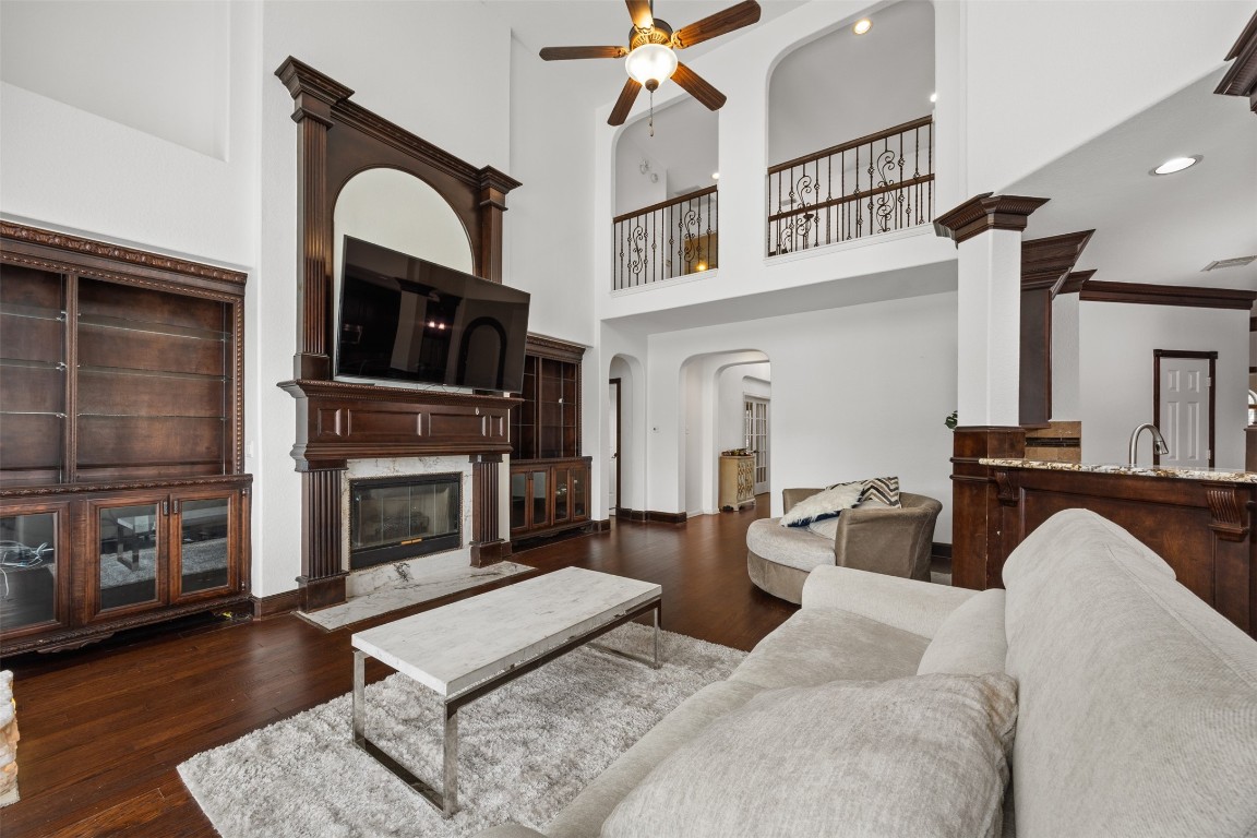 1126 Pinsonfork Drive Spring, TX 77379 - Photo 10 of 41