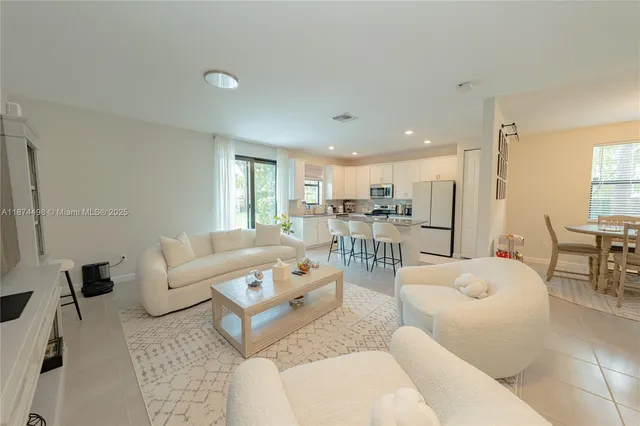 $585,000 | 13094 Anthorne Lane, Boynton Beach, FL 33436