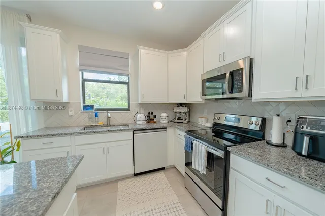 $585,000 | 13094 Anthorne Lane, Boynton Beach, FL 33436