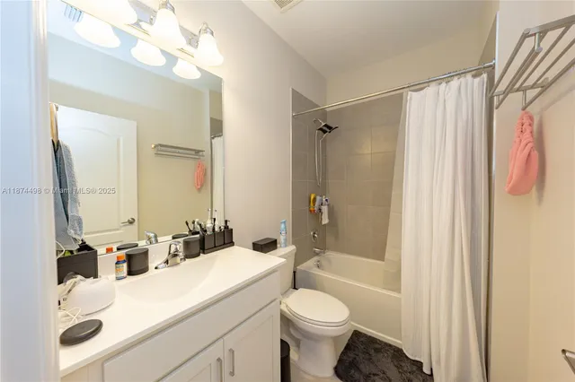 $585,000 | 13094 Anthorne Lane, Boynton Beach, FL 33436