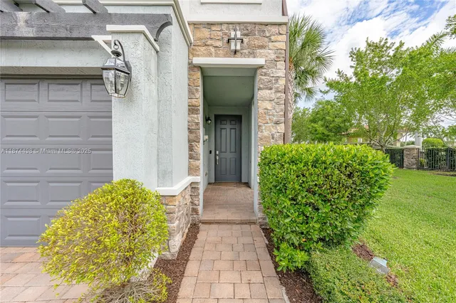 $585,000 | 13094 Anthorne Lane, Boynton Beach, FL 33436