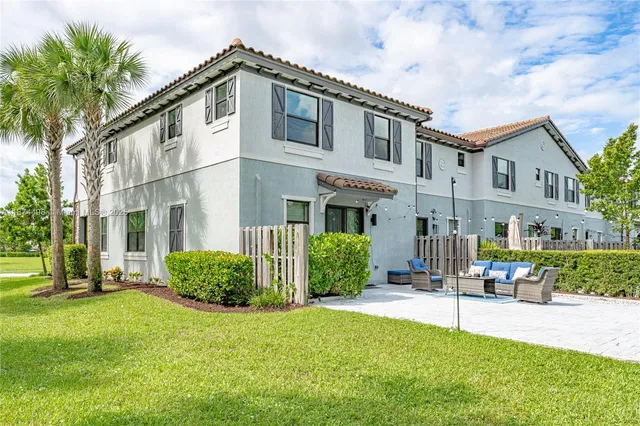 $585,000 | 13094 Anthorne Lane, Boynton Beach, FL 33436