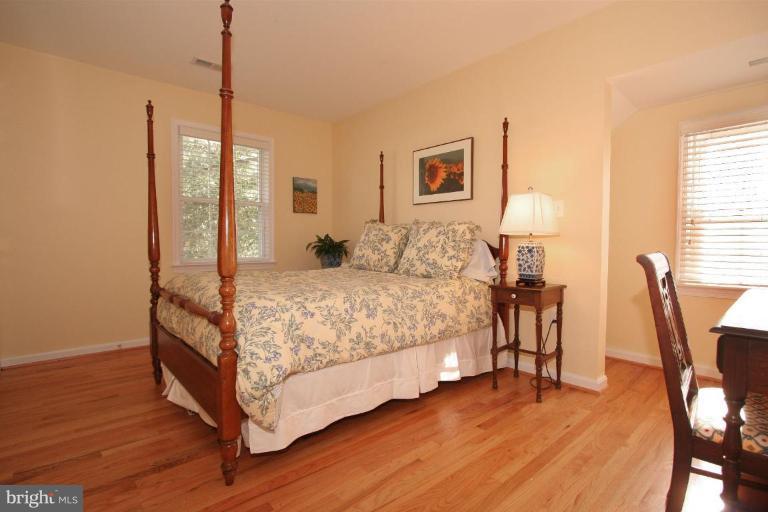 4833 25th Road North Arlington, VA 22207 - Photo 3 of 18 Bedroom #2