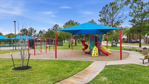 $5,000 | 17915 Quiet Loch Lane, Houston, TX 77084