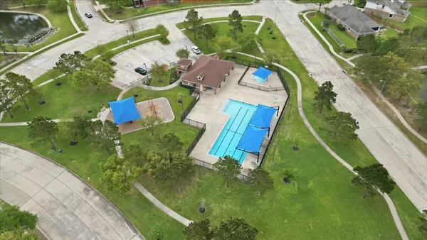 $5,000 | 17915 Quiet Loch Lane, Houston, TX 77084