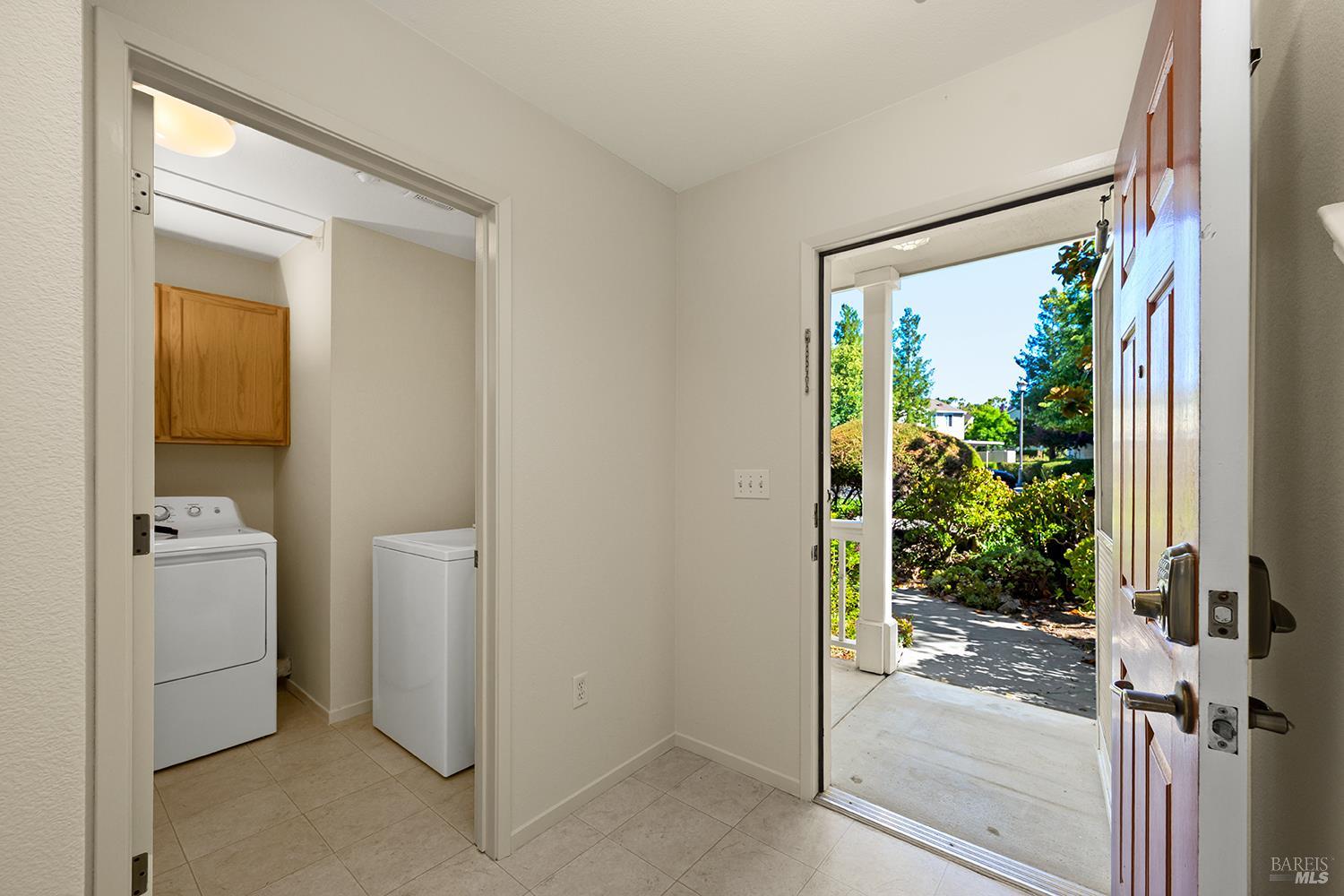 26 Mather Court Novato, CA 94949 - Photo 7 of 32