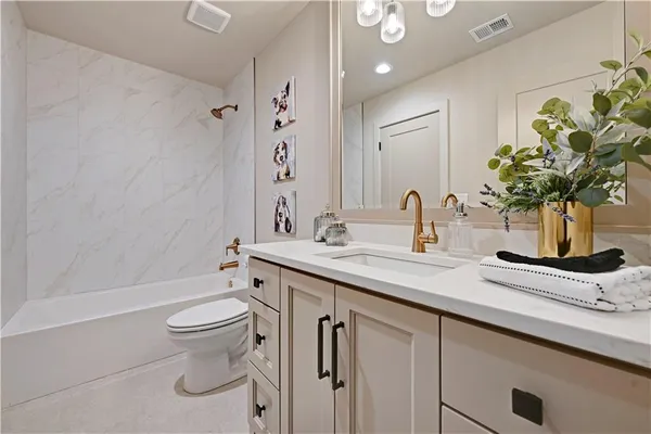 $1,446,650 | 16071 South Twilight Lane, Olathe, KS 66062