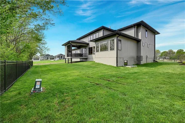 $1,446,650 | 16071 South Twilight Lane, Olathe, KS 66062