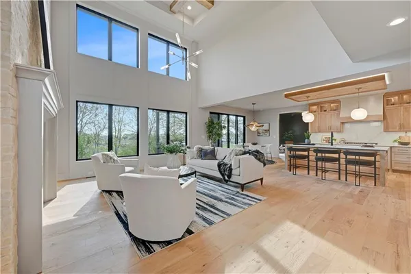 $1,446,650 | 16071 South Twilight Lane, Olathe, KS 66062
