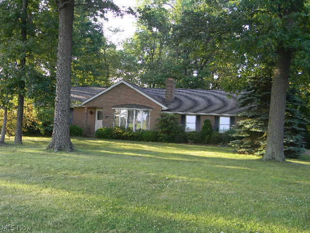 2097 Waynesburg Road Northeast Carrollton, OH 44615 - Photo 2 of 20
