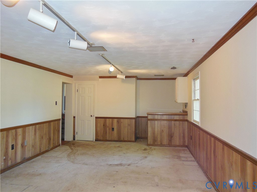 8218 Overbury Road Richmond, VA 23227 - Photo 20 of 37 a view of entryway with kitchen
