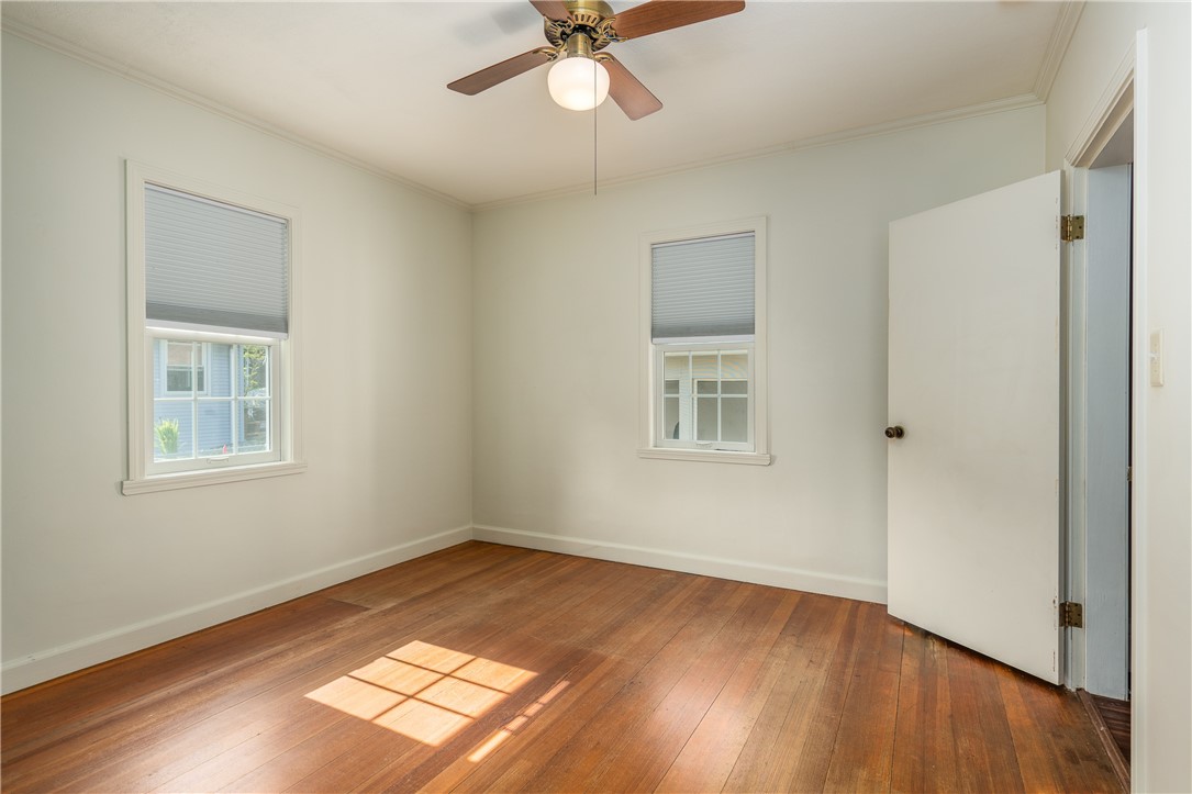 58 Delway Road Cranston, RI 02910 - Photo 14 of 28