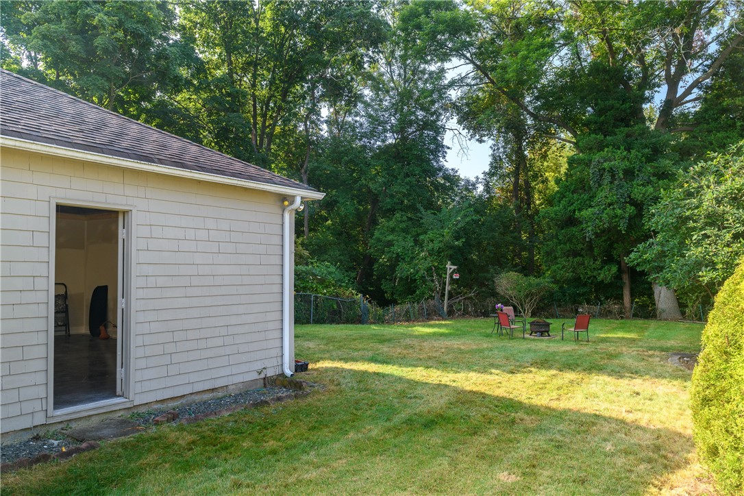 58 Delway Road Cranston, RI 02910 - Photo 24 of 28