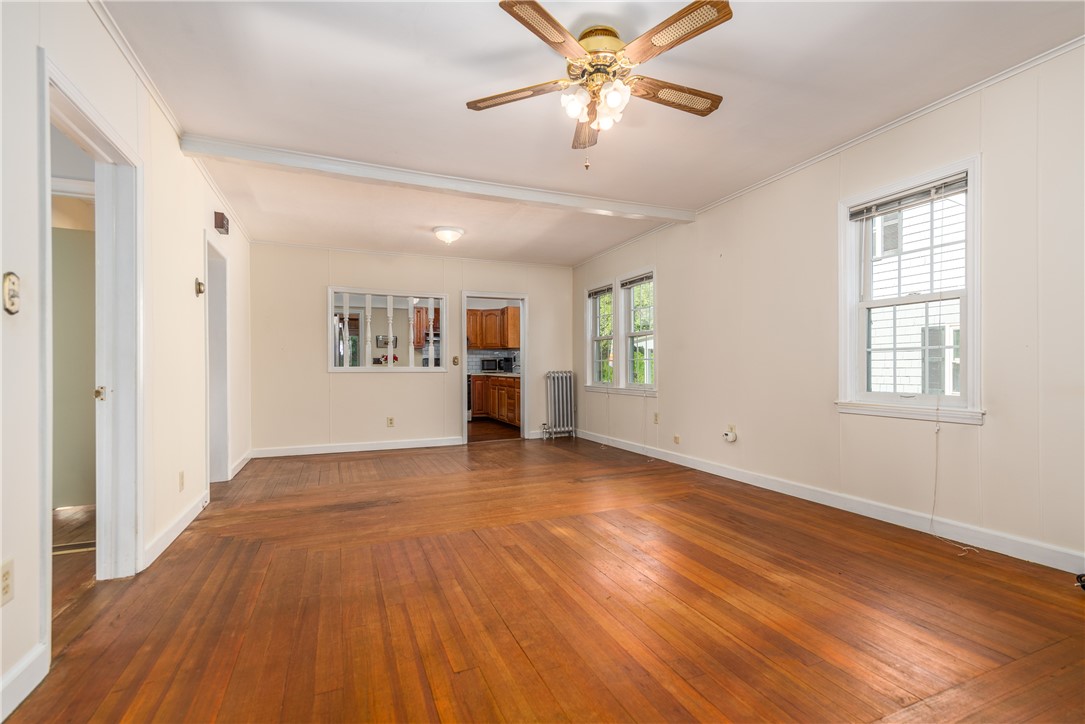 58 Delway Road Cranston, RI 02910 - Photo 6 of 28