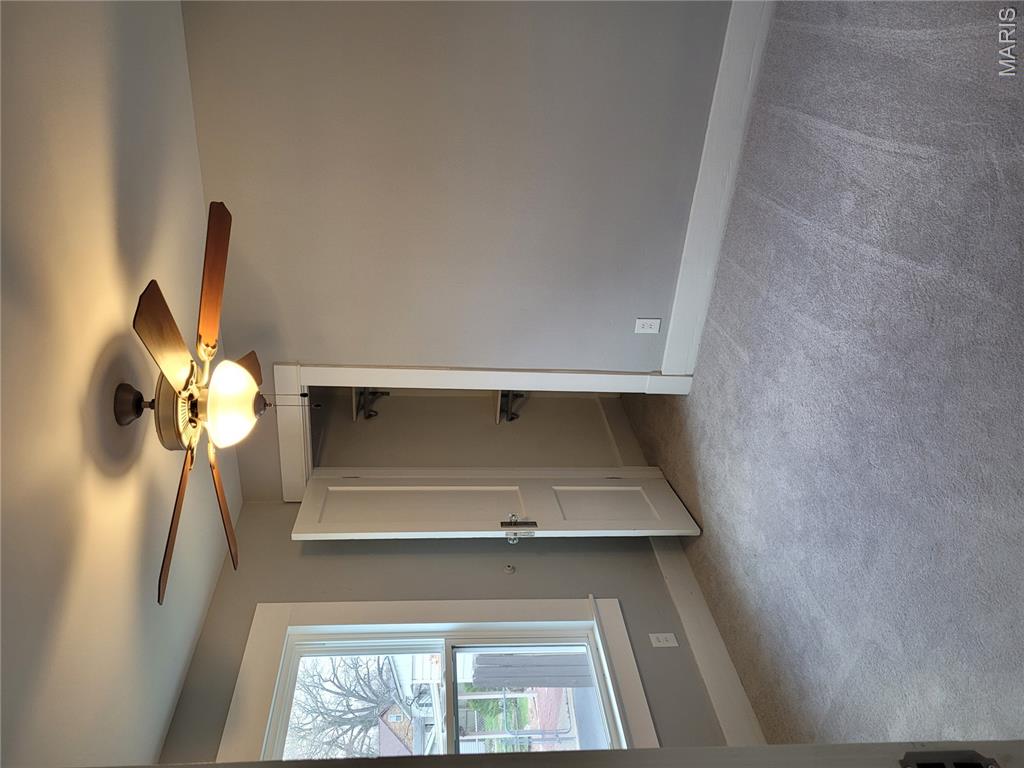 202 Wisconsin Avenue Alton, IL 62002 - Photo 9 of 15