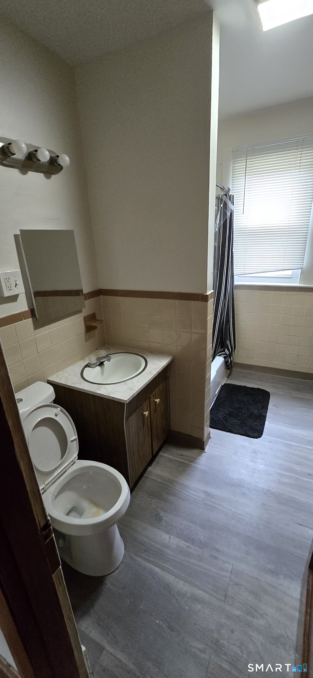 79 Robbins Street Waterbury, CT 06708 - Photo 5 of 11