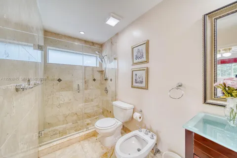 $1,200,000 | 10641 Southwest 99th Terrace, Miami, FL 33176