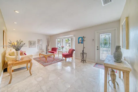 $1,200,000 | 10641 Southwest 99th Terrace, Miami, FL 33176