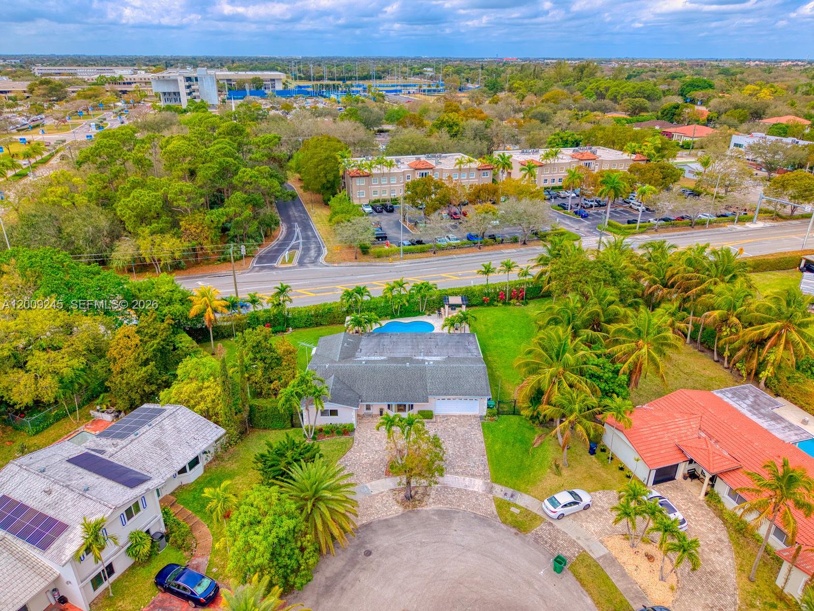 10641 Southwest 99th Terrace Miami, FL 33176 - Photo 37 of 40