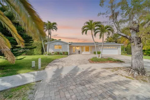 $1,200,000 | 10641 Southwest 99th Terrace, Miami, FL 33176