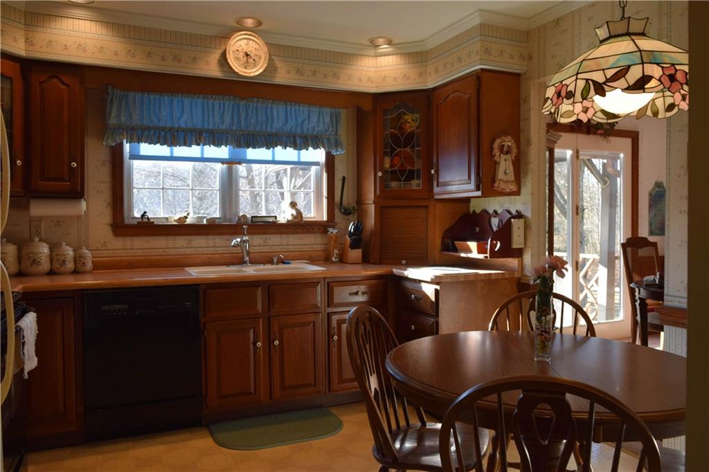 535 Houk Road New Castle, PA 16101 - Photo 16 of 23