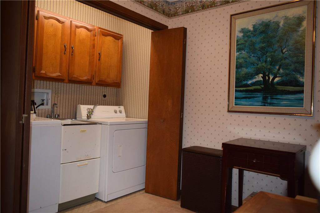 535 Houk Road New Castle, PA 16101 - Photo 21 of 23