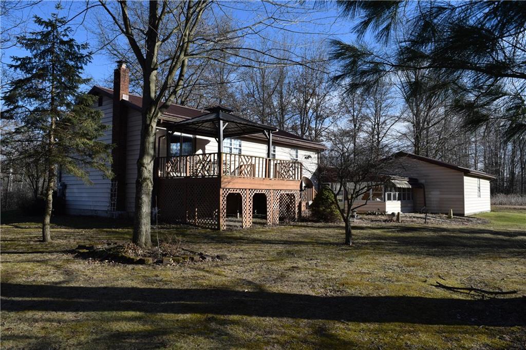 535 Houk Road New Castle, PA 16101 - Photo 3 of 23