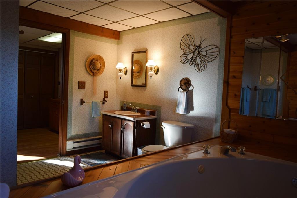 535 Houk Road New Castle, PA 16101 - Photo 7 of 23