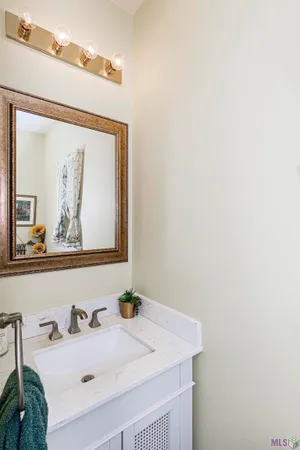 $310,000 | 32810 Poplar Court, Denham Springs, LA 70706