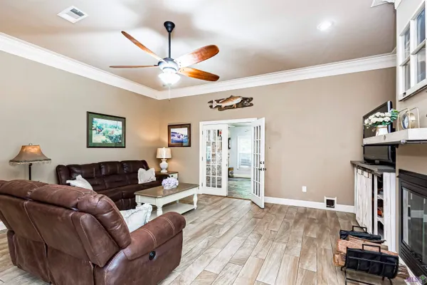 $310,000 | 32810 Poplar Court, Denham Springs, LA 70706