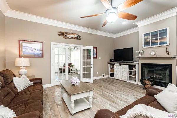 $310,000 | 32810 Poplar Court, Denham Springs, LA 70706