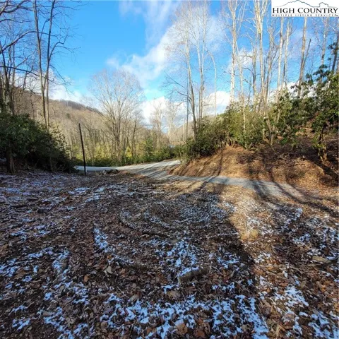 a view of outdoor space with green space