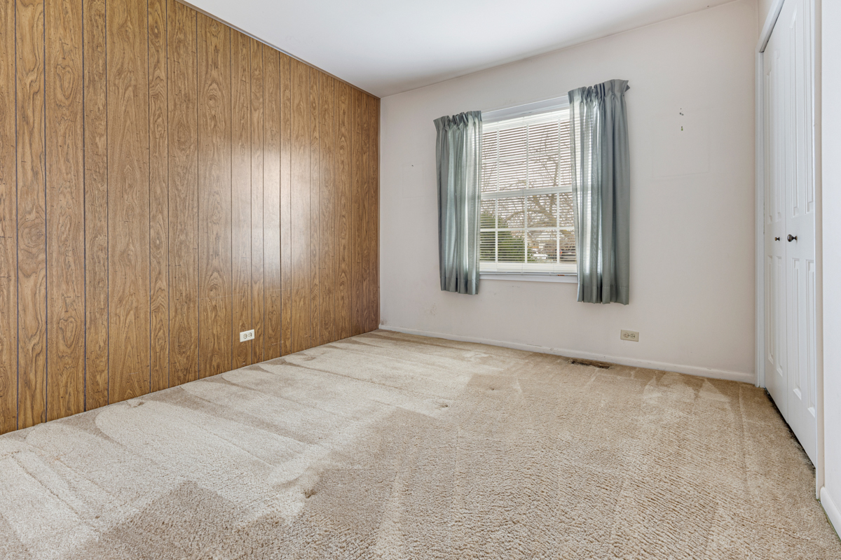 197 Smethwick Lane Elk Grove Village, IL 60007 - Photo 18 of 26