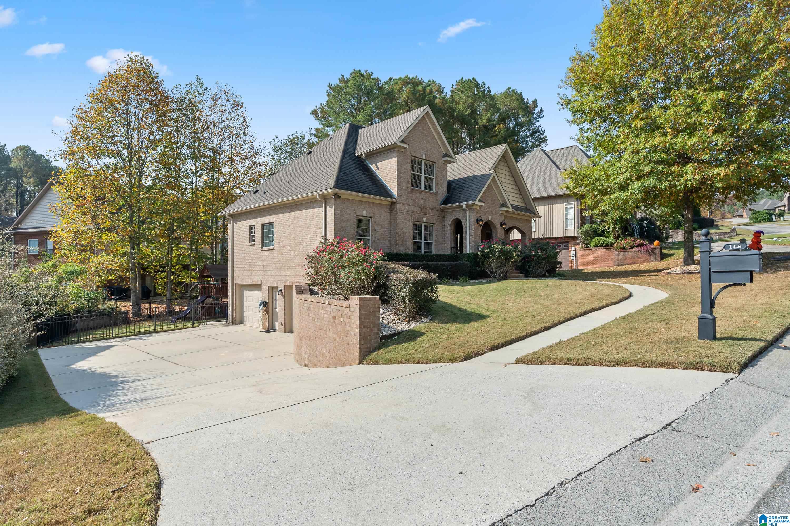 148 Lauchlin Way Pelham, AL 35124 - Photo 4 of 55