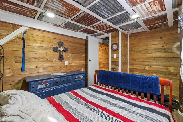 $175,000 | 711 10th Street, Dickinson, TX 77539