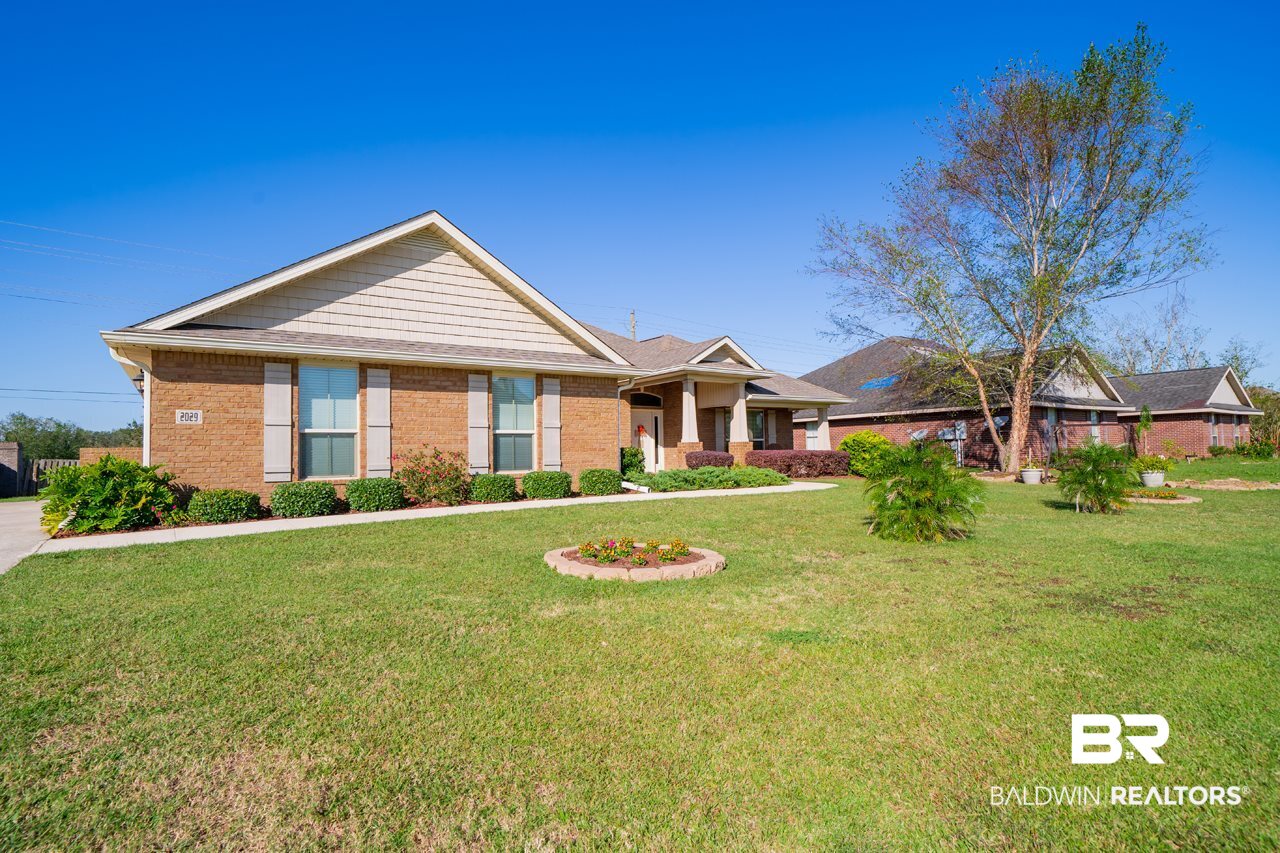 2029 Tammany Court Foley, AL 36535 - Photo 41 of 43 Front of House
