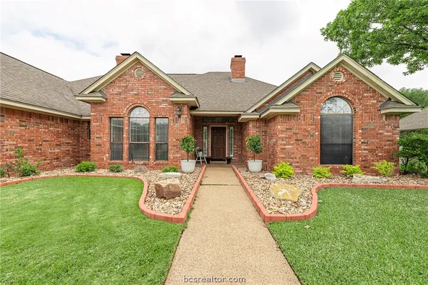 $480,000 | 2905 Aztec Court, College Station, TX 77845