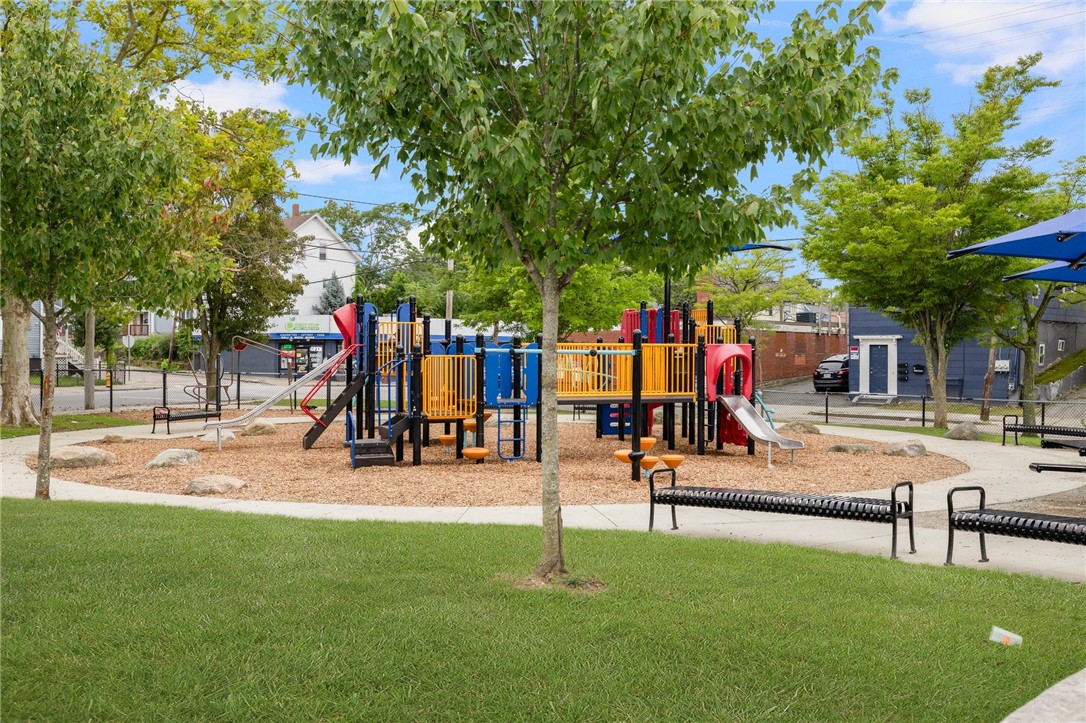 66 Jefferson Avenue, Unit 2F Pawtucket, RI 02860 - Photo 12 of 12