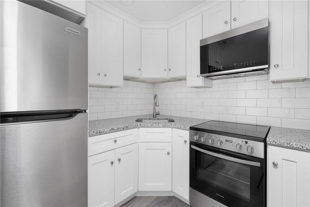 66 Jefferson Avenue, Unit 2F Pawtucket, RI 02860 - Photo 5 of 12